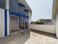 Bild (07ee0cf85e3561e021206ecf48b57038): **Nach drei Wochen verkauft!** Einzigartige Maisonettewohnung mit sonniger Dachterrasse in ruhiger Lage von Bellenberg!