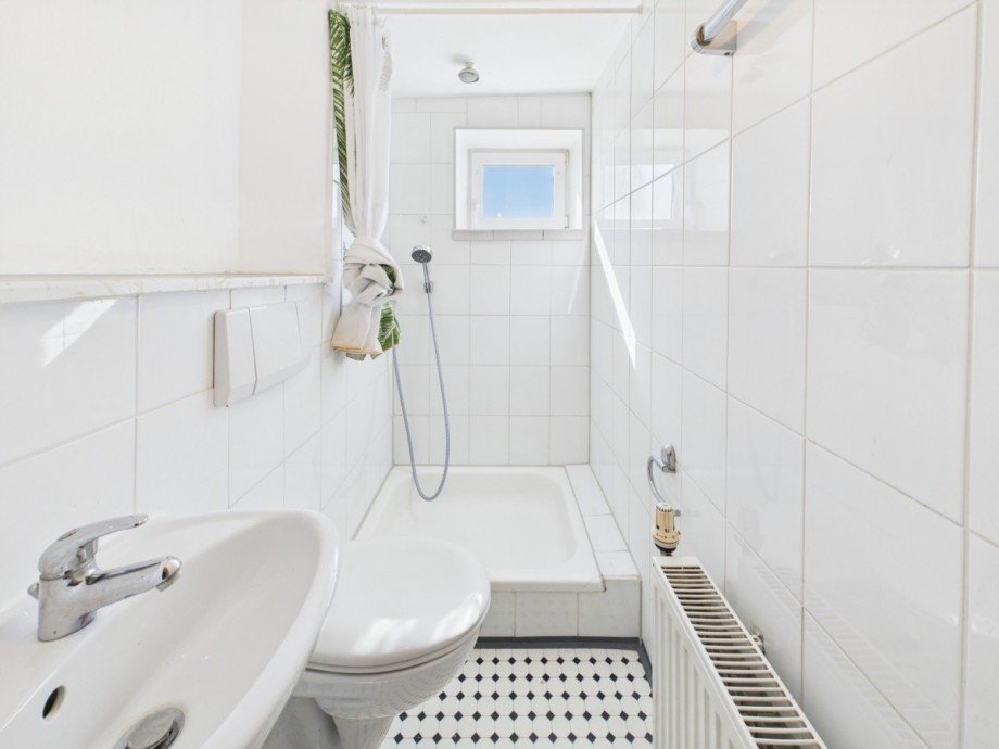 Tageslichtbad DG Maisonettewohnung Memmingen / Amendingen