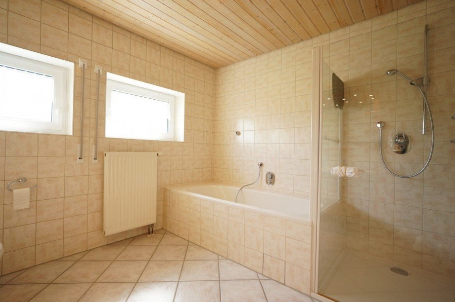 Tageslichtbad (2) Bungalow Senden