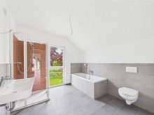 Badezimmer OG **Verkauft**Freistehendes Neubau-Einfamilienhaus in KfW-40 Bauweise in Illertissen-Au!