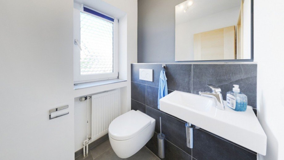 G�ste_WC Erdgeschosswohnung Rot an der Rot