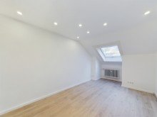 Dachgeschoss_Kinderzimmer **Nach 12 Wochen verkauft!** Einziehen oder vermieten! Renovierte 3-Zimmer-Wohnung in Bellenberg!