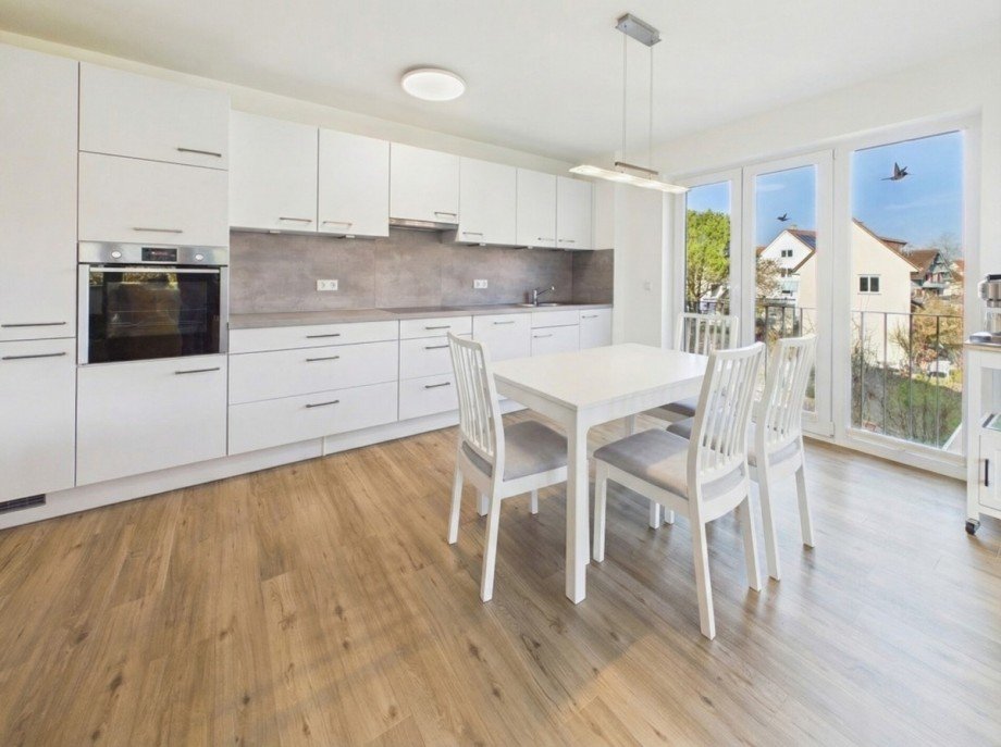 Wohn,- Ess- & Kochbereich (2) Etagenwohnung Mittelbiberach