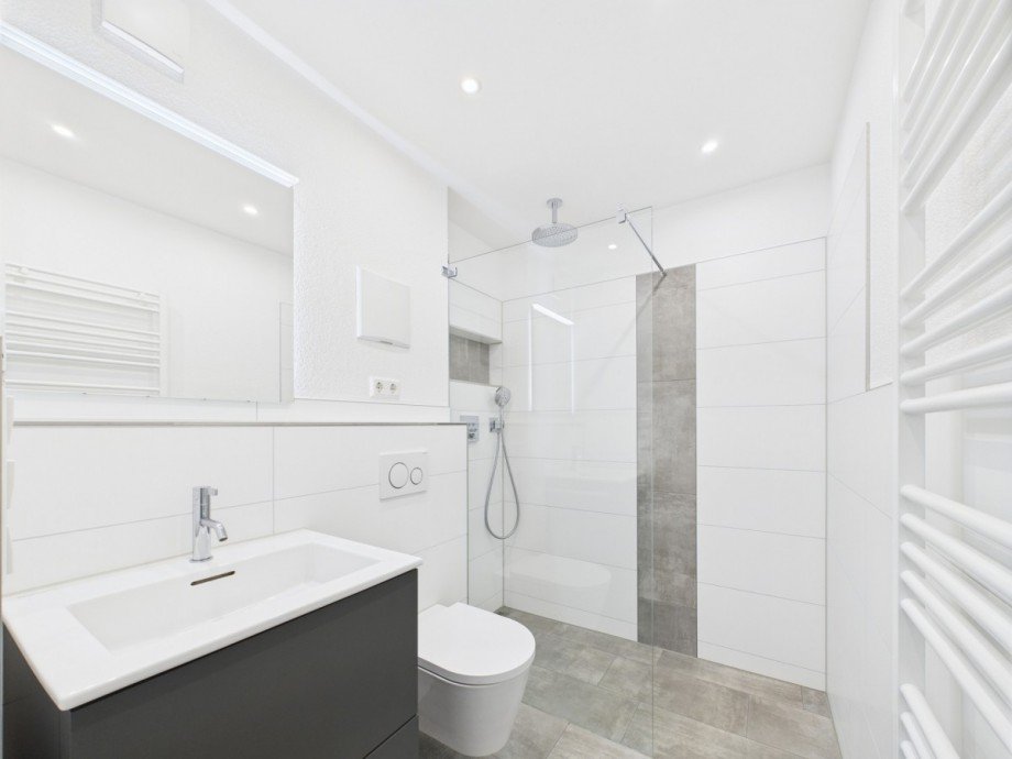 Badezimmer Erdgeschosswohnung Neu-Ulm