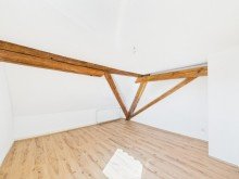 Kinderzimmer **Nach zwei Wochen verkauft!** Gem�tliche 3,5-Zimmer-Maisonette-Wohnung mit romantischen Kamin!
