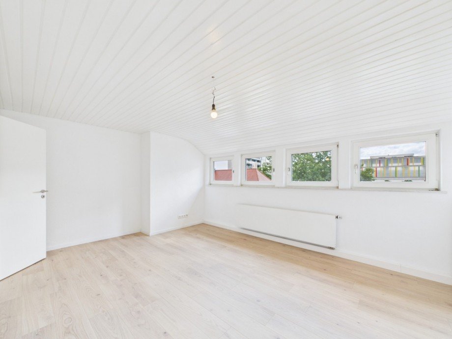 Wohn-& Esszimmer Etagenwohnung Neu-Ulm