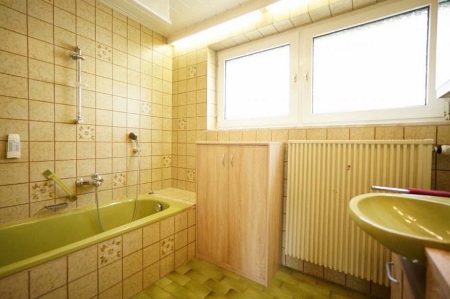 1. Badezimmer OG Mehrfamilienhaus Wei�enhorn