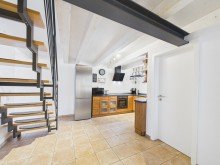 Treppe OG Ein Zuhause mit Freiraum - Einfamilienhaus mit Einliegerwohnung in Gr�nkraut!