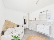 Hauptbad Jetzt zugreifen! Provisionsfreier Bungalow mit sonnigem Garten und f�nf Zimmern in Hegelhofen!