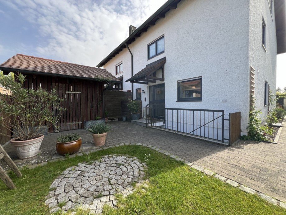 Garten (5) Doppelhaush�lfte Babenhausen