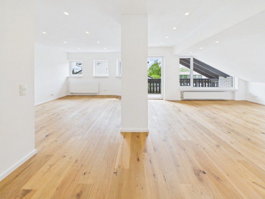 Wohn- Essbereich Dachgeschosswohnung Wei�enhorn