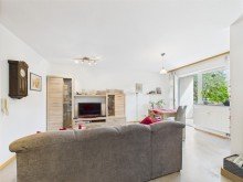 Wohn- Ess- und Schlafbereich **Nach zwei Wochen Vermietet!** Appartement in einer Seniorenresidenz in ruhiger Lage von Merklingen