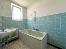 Tageslichtbad DG **Nach 16 Wochen verkauft!** Gro�z�gige Doppelhaush�lfte mit sonnigem Garten in ruhiger Lage von Babenhausen!