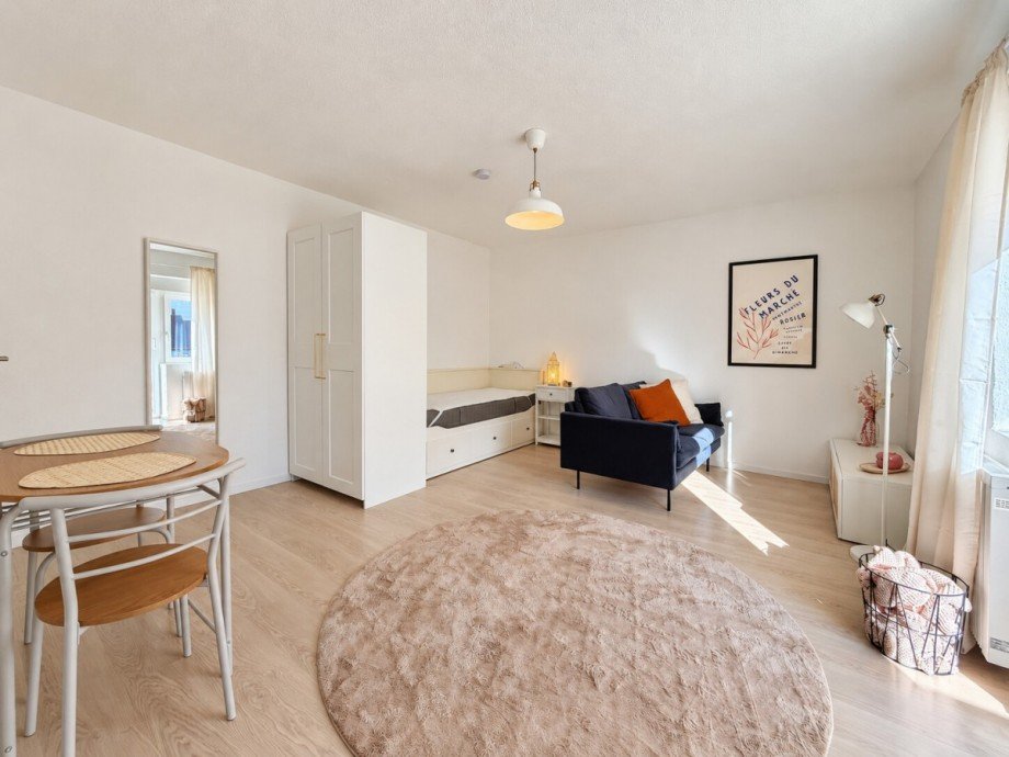 Wohn-Essbereich Linkes Zimmer Etagenwohnung V�hringen