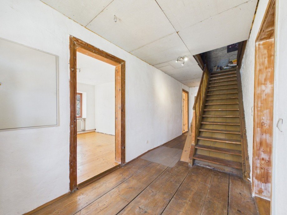 Flur OG Einfamilienhaus Kettershausen / Zaiertshofen