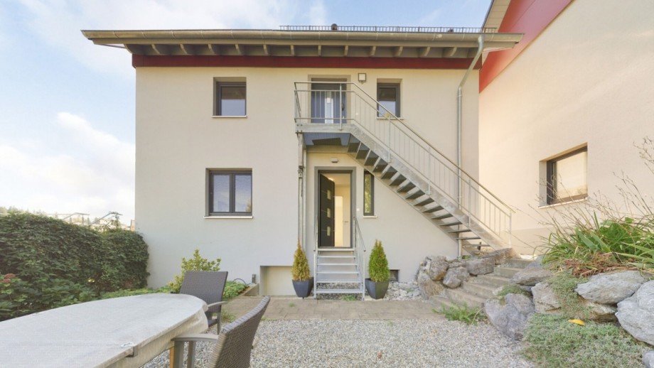 Hauseingang Einfamilienhaus Gr�nkraut