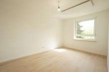 Kinderzimmer **Nach 10 Wochen verkauft!** Moderne und helle 3-Zimmer-Wohnung mit sonniger Loggia in ruhiger Lage!