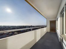 Balkon **Nach einer Woche verkauft!** �ber den D�chern von Laupheim! Moderne 3-Zimmer-Wohnung mit sonnigem Balkon und Garage!