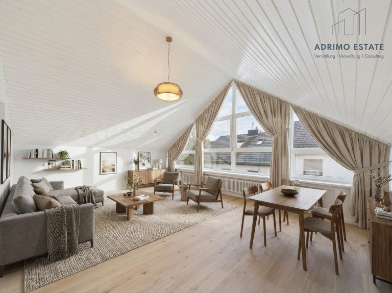 Wohn- und Essbereich Einrichtungsvorschlag Elchingen / Thalfingen Dachgeschosswohnung Modernisierte 3-Zimmer-Dachgeschosswohnung mit Wintergarten, Garage und eigenem Gartenanteil!