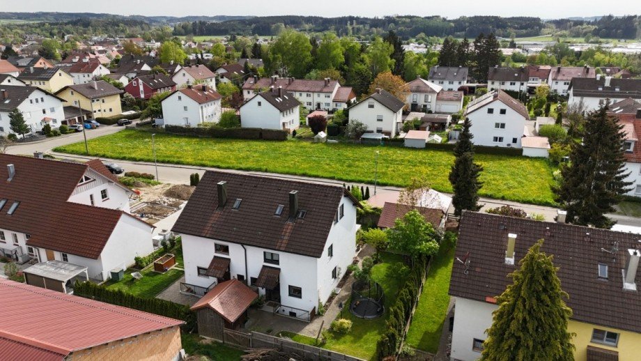 Luftbild (2) Doppelhaush�lfte Babenhausen