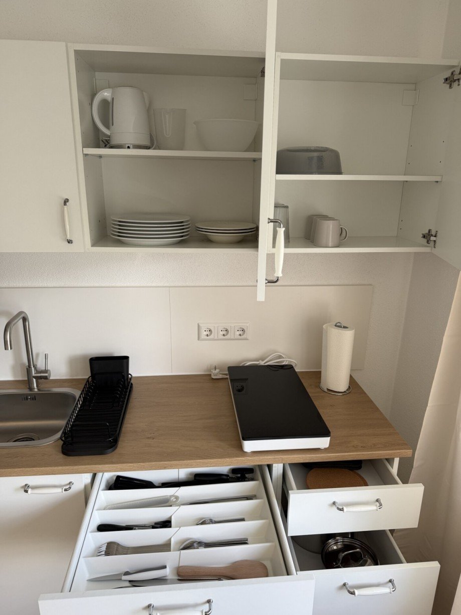 K�chenausstattung Rechtes Zimmer Etagenwohnung V�hringen