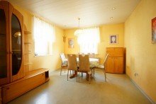 1. Esszimmer OG **Nach einer Woche verkauft!** Mehrgenerationenhaus mit Gestaltungspotenzial in zentraler und ruhiger Lage von Wei�enhorn!