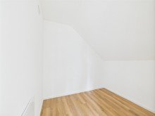 Ankleidezimmer **Verkauft**Freistehendes Neubau-Einfamilienhaus in KfW-40 Bauweise in Illertissen-Au!