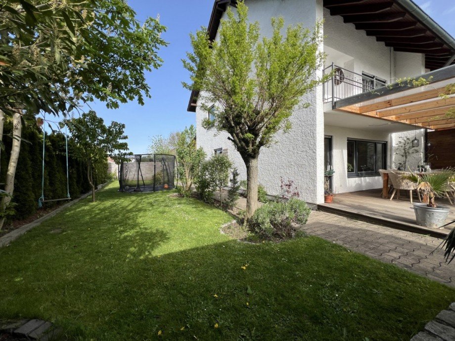 Garten (3) Doppelhaush�lfte Babenhausen