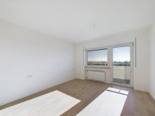Schlafbereich **Nach einer Woche verkauft!** �ber den D�chern von Laupheim! Moderne 3-Zimmer-Wohnung mit sonnigem Balkon und Garage!