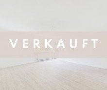 Wohnbereich **Nach drei Wochen verkauft!** Attraktive 3-Zimmer-Wohnung mit Tageslichtbad und Balkon sowie Einzelgarage in Biberach!