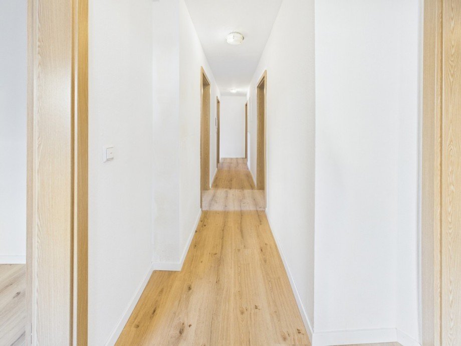 Flur EG Zweifamilienhaus Biberach an der Ri�