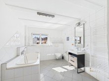 Tageslichtbad OG **Nach zwei Wochen verkauft!** Gem�tliche 3,5-Zimmer-Maisonette-Wohnung mit romantischen Kamin!