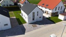 Ansicht **Verkauft** Freistehendes Neubau-Einfamilienhaus in KfW-40 Bauweise in Illertissen-Au!