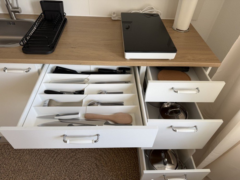 K�chenausstattung Rechtes Zimmer Etagenwohnung V�hringen