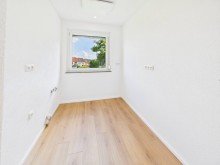 K�che **Nach einer Woche vermietet** Modernisierte 2-Zimmer-Wohnung mit sonnigem Balkon - In Biberach!