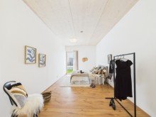 Schlafzimmer **Verkauft** Gro�z�gige und lichtdurchflutete 4-Zimmer-Garten-Wohnung mit zwei Stellpl�tzen!