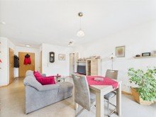 Wohn- Ess- und Schlafbereich **Nach zwei Wochen Vermietet!** Appartement in einer Seniorenresidenz in ruhiger Lage von Merklingen