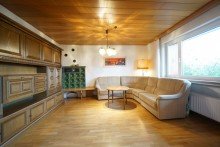 Wohnbereich **Nach einer Woche verkauft!** Freistehendes Einfamilienhaus mit sonnigem Garten in ruhiger Lage!