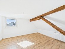 Kinderzimmer **Nach zwei Wochen verkauft!** Gem�tliche 3,5-Zimmer-Maisonette-Wohnung mit romantischen Kamin!