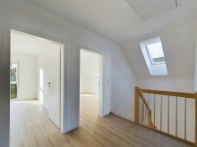 Flur DG (2) **Verkauft** Freistehendes Neubau-Einfamilienhaus in KfW-40 Bauweise in Illertissen-Au!