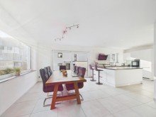 Wohn-, Ess- & Kochbereich Erbach - Ruhig wohnen, modern leben: Haus mit Garten & Wellnessbereich!