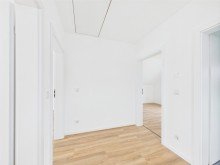 Flur OG **Verkauft**Freistehendes Neubau-Einfamilienhaus in KfW-40 Bauweise in Illertissen-Au!