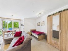 Wohn- Ess- und Schlafbereich **Nach zwei Wochen Vermietet!** Appartement in einer Seniorenresidenz in ruhiger Lage von Merklingen