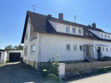 Ansicht Nord **Nach 16 Wochen verkauft!** Gro�z�gige Doppelhaush�lfte mit sonnigem Garten in ruhiger Lage von Babenhausen!