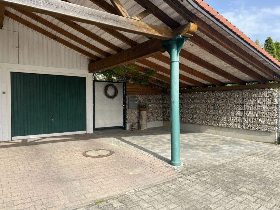 Garage und Carport Doppelhaush�lfte Babenhausen