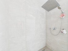 Dusche Hauptbad Jetzt zugreifen! Provisionsfreier Bungalow mit sonnigem Garten und f�nf Zimmern in Hegelhofen!