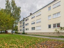 Geb�udeansicht **Nach einer Woche verkauft** Attraktive Kapitalanlage: Gepflegte 2-Zimmer-Wohnung mit Balkon und Garage!