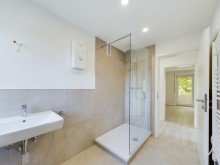 Tageslichtbad **Nach drei Wochen verkauft!** Attraktive 3-Zimmer-Wohnung mit Tageslichtbad und Balkon sowie Einzelgarage in Biberach!