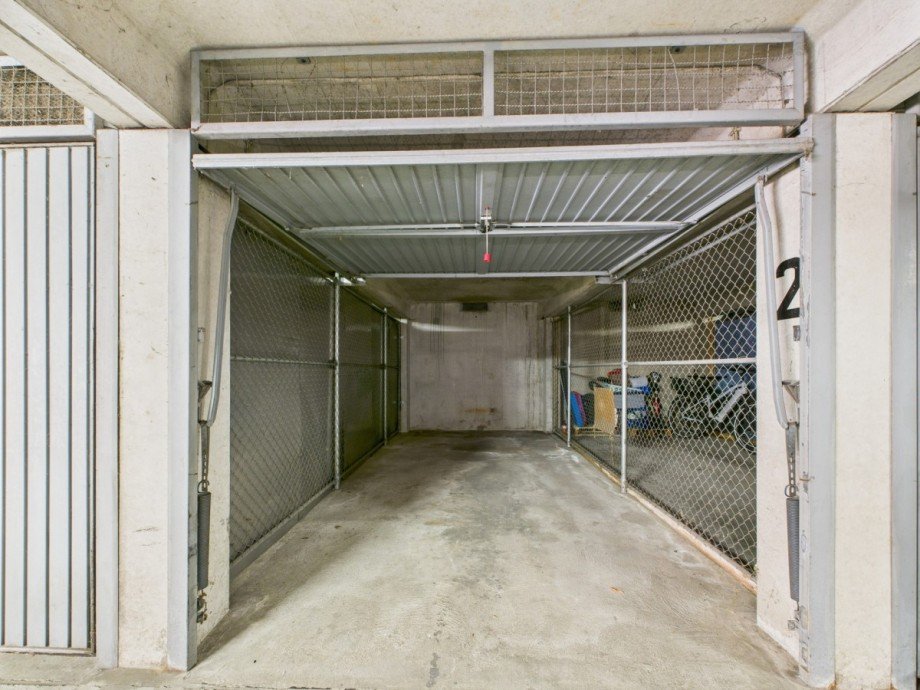 Tiefgaragenstellplatz Erdgeschosswohnung Neu-Ulm
