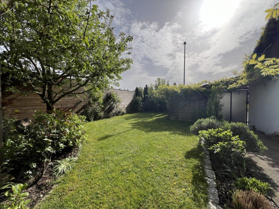 Garten (2) Doppelhaush�lfte Babenhausen